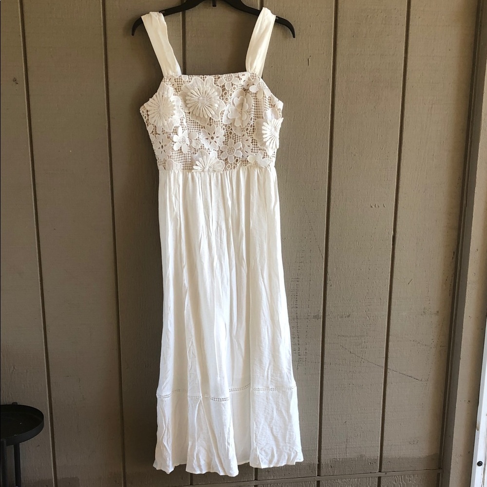 Commense White Maxi Dress with Crochet Bodice